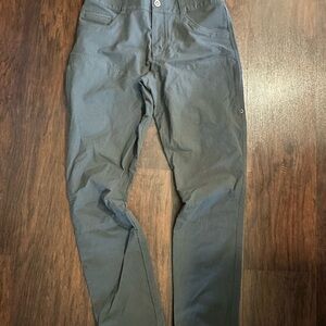 Kuhl Men’s Resistor “carbon”  Casual Pants - 31/32